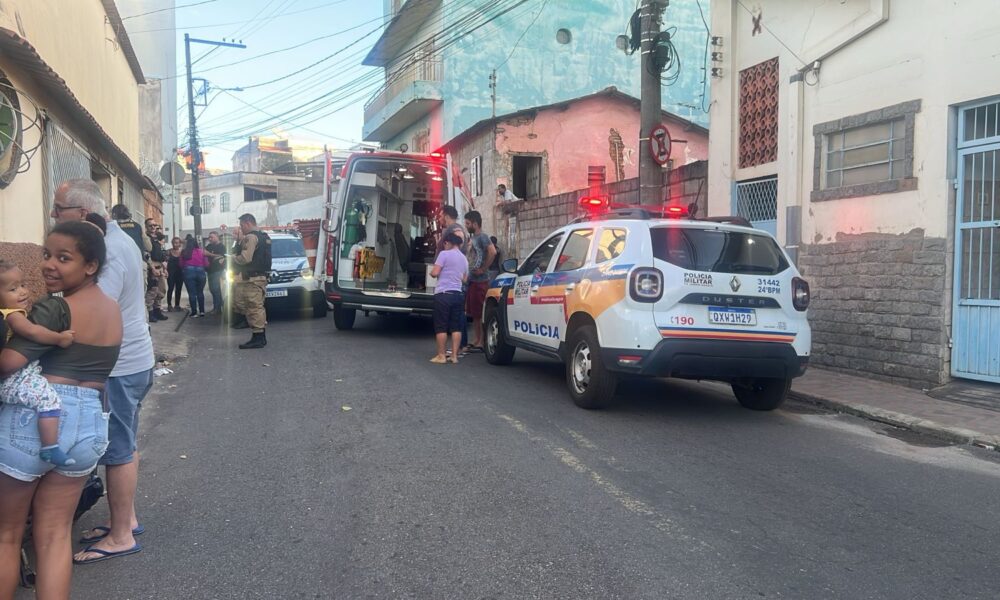 Notícias policiaisHomem é baleado em via pública em Varginha neste domingo